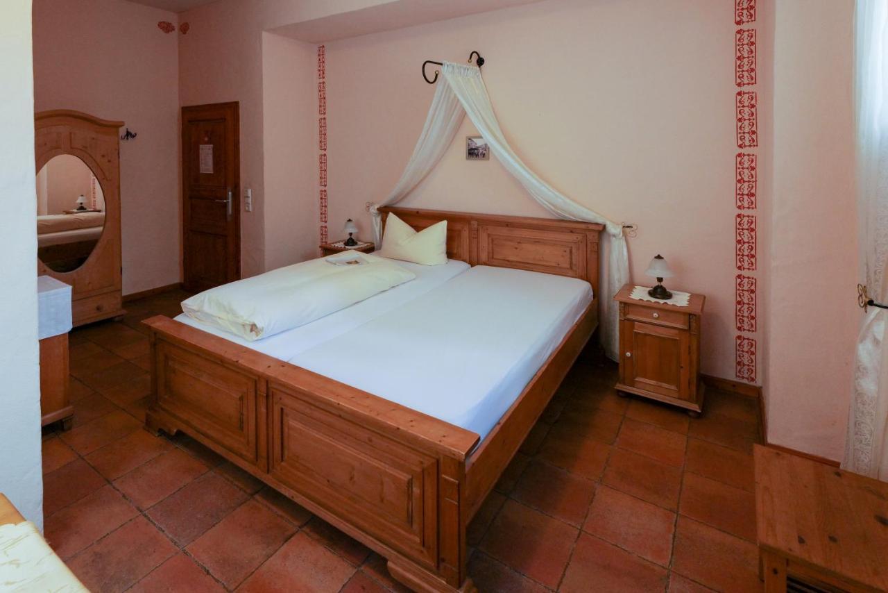 Hotel Alte Buergermeisterei Ediger-Eller Dış mekan fotoğraf