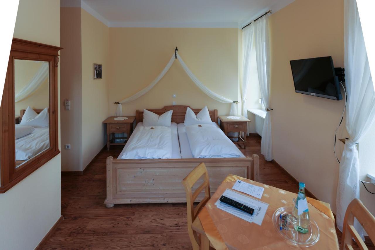 Hotel Alte Buergermeisterei Ediger-Eller Dış mekan fotoğraf