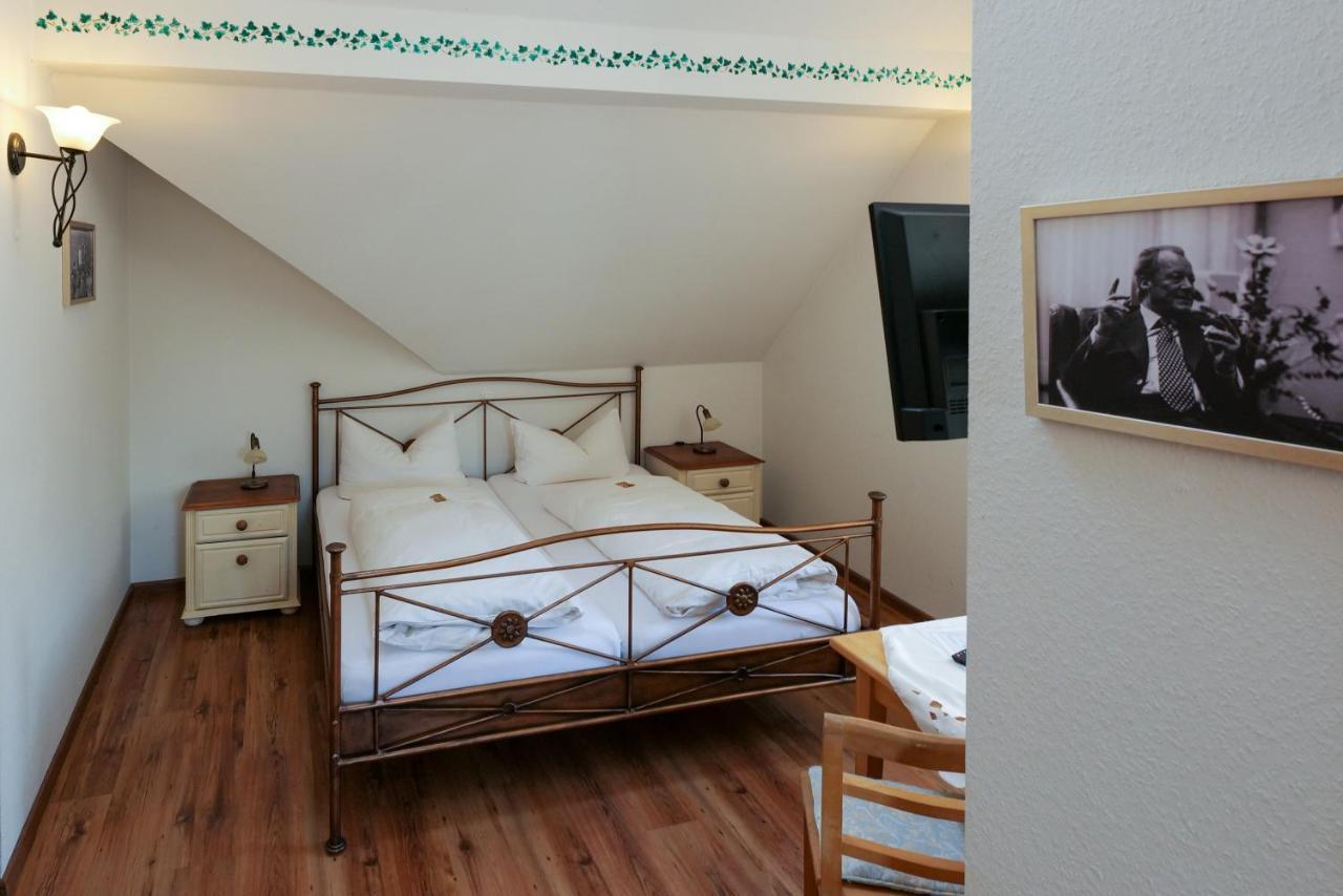 Hotel Alte Buergermeisterei Ediger-Eller Dış mekan fotoğraf